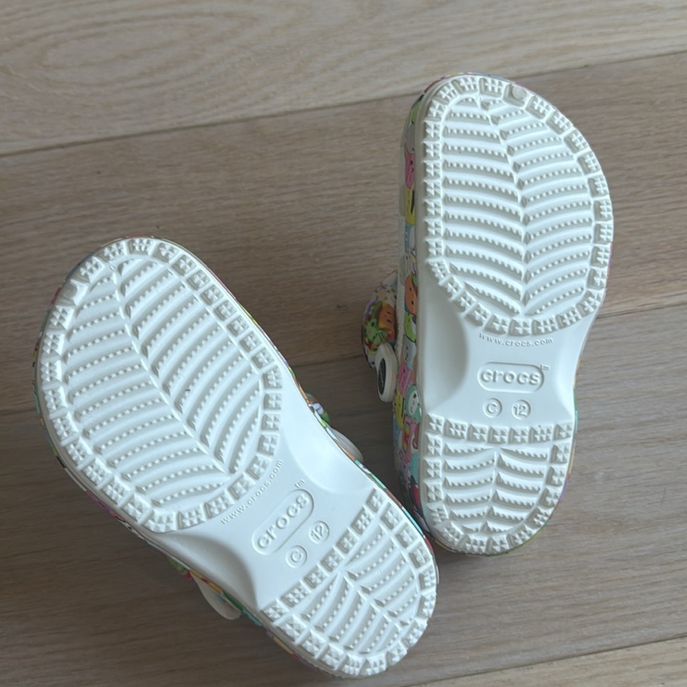 Squishmallows CROCS - Picture 2 of 7